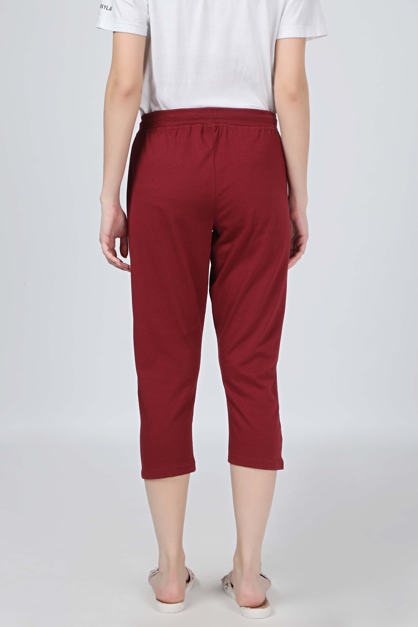 Women’s Rose Wine Solid Stretch 3/4 Yoga Lounge Pants with Side Pocket & Drawstring