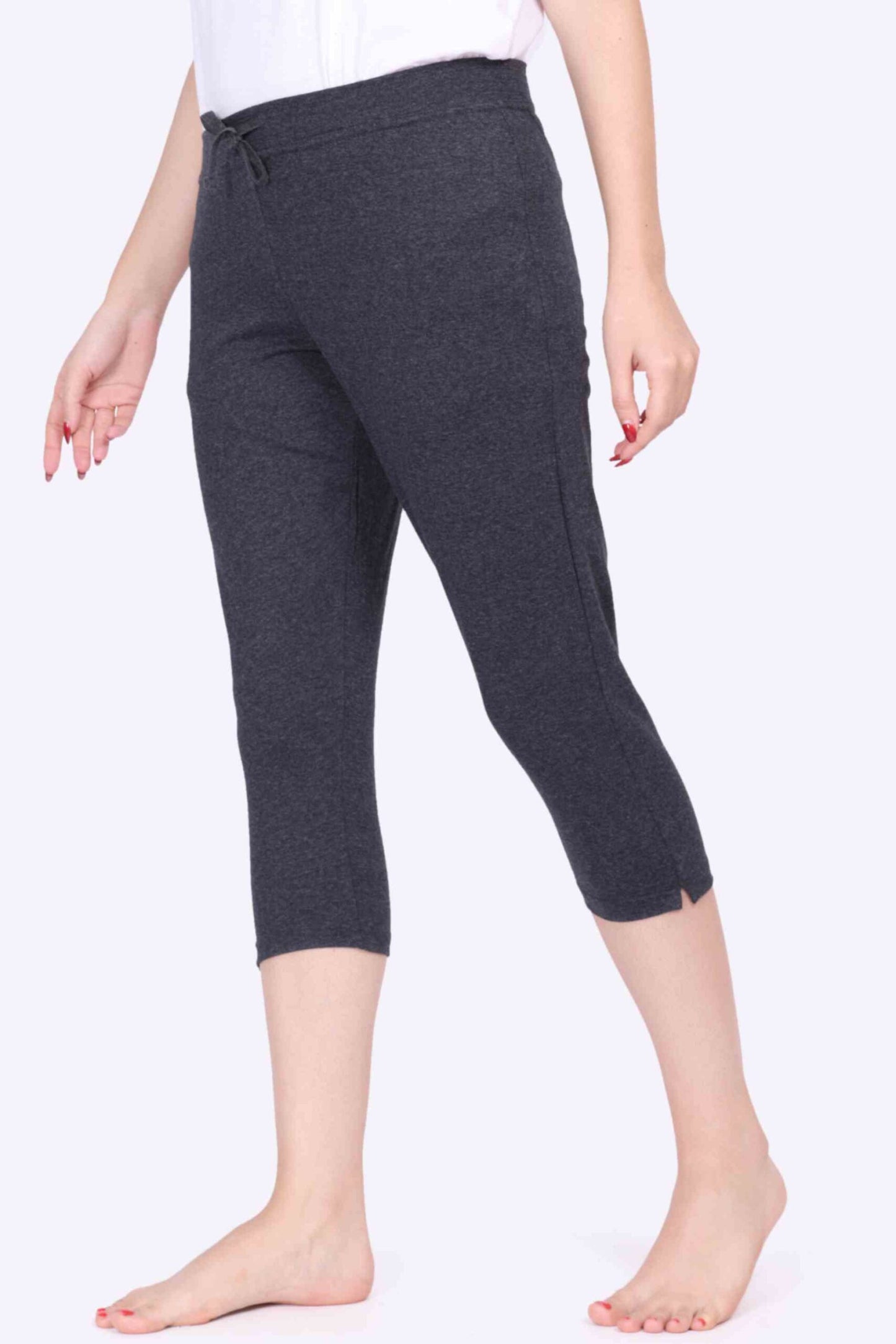 Women Black Melange Solid Stretch Lounge - 3/4 Yoga Pant With Side Pocket & Drawstring Capri With Side Pocket & Drawstring