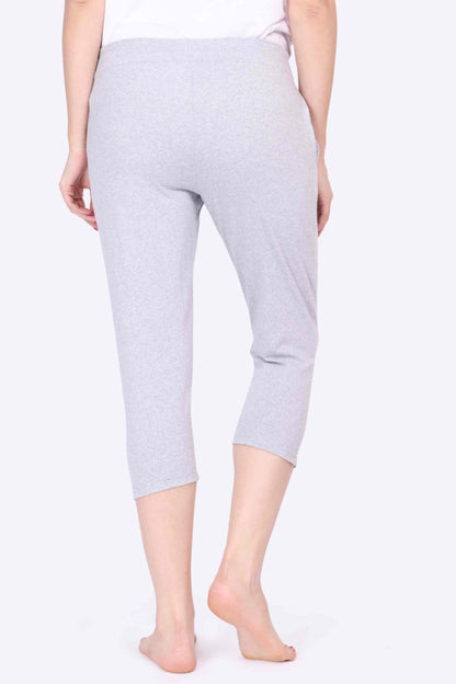 Women Grey Solid Fancy Stretch Lounge - 3/4 Yoga Pant With Side Pocket & Drawstring