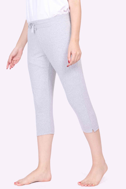 Women Grey Solid Fancy Stretch Lounge - 3/4 Yoga Pant With Side Pocket & Drawstring