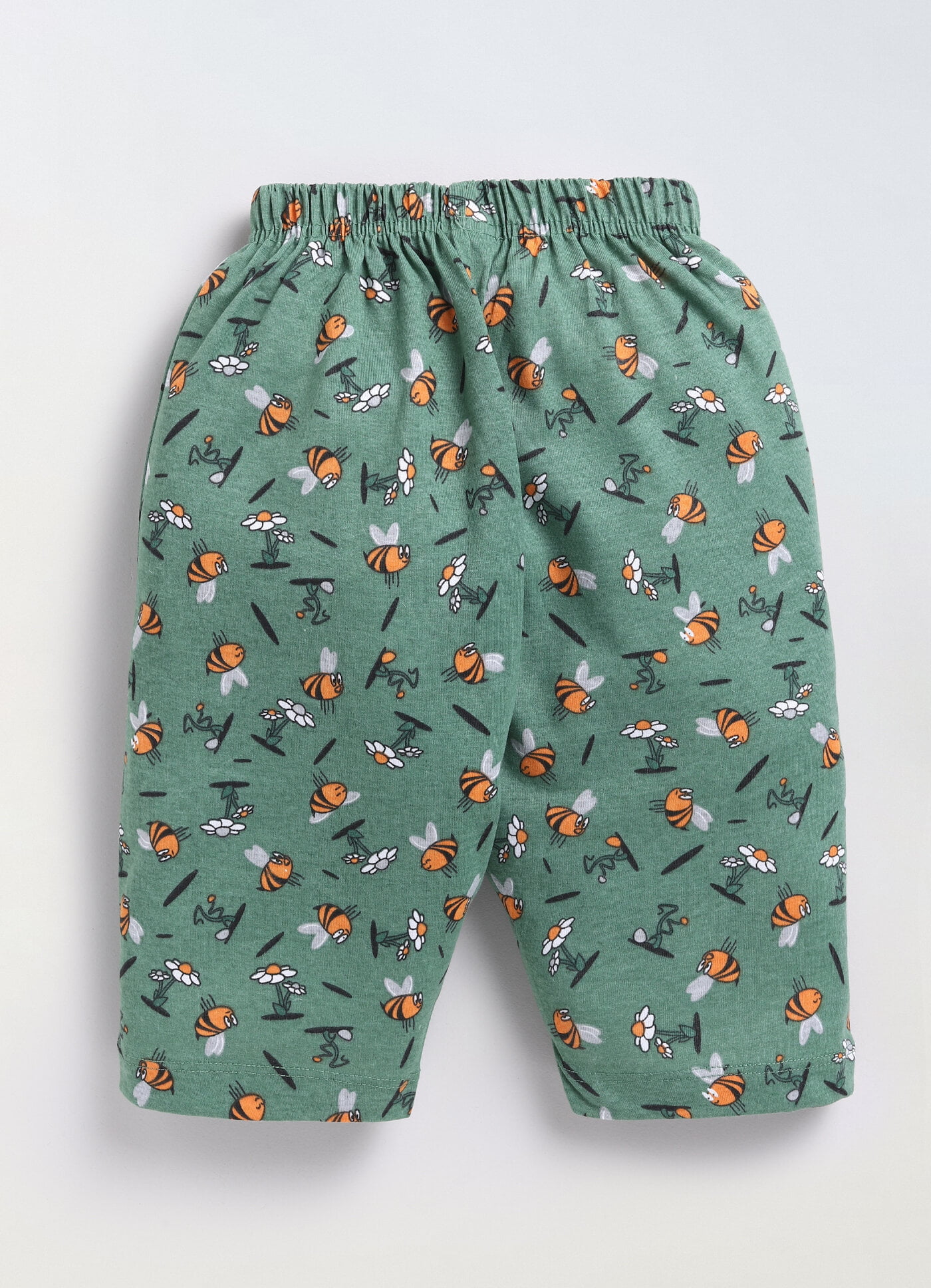 Blue Lagoon Colour Printed 3/4th Girls Pyjama Capri Pant - Parrot Crow